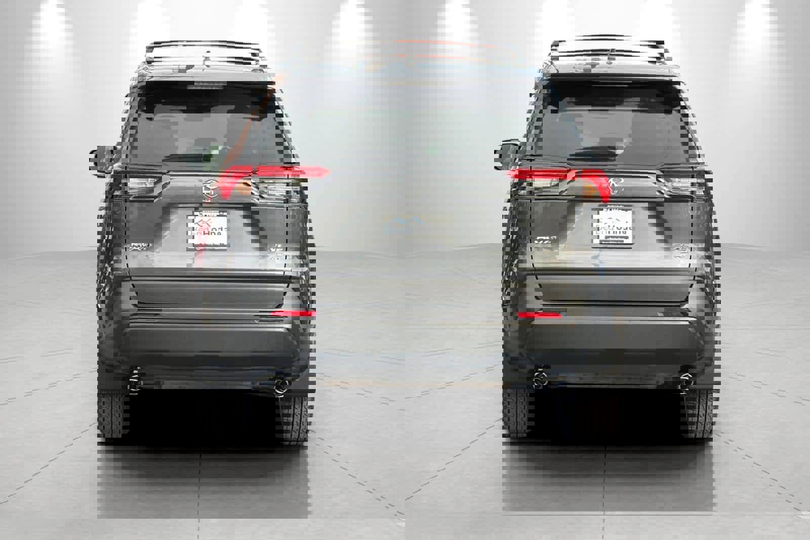 Used 2024 Toyota RAV4 XLE Premium w/ Weather Package image 7