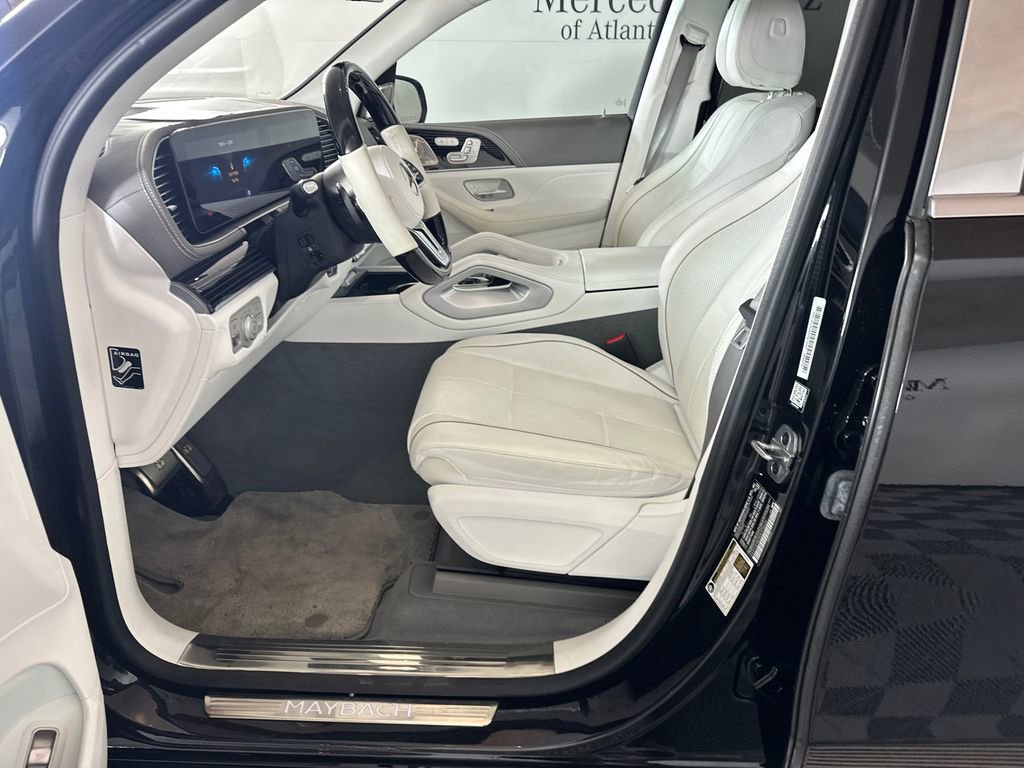 Certified 2022 Mercedes-Benz Maybach GLS 600 4MATIC image 3
