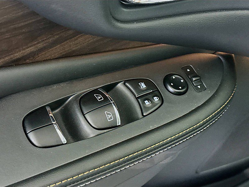 Certified 2024 Nissan Murano Platinum w/ Cargo Package image 20