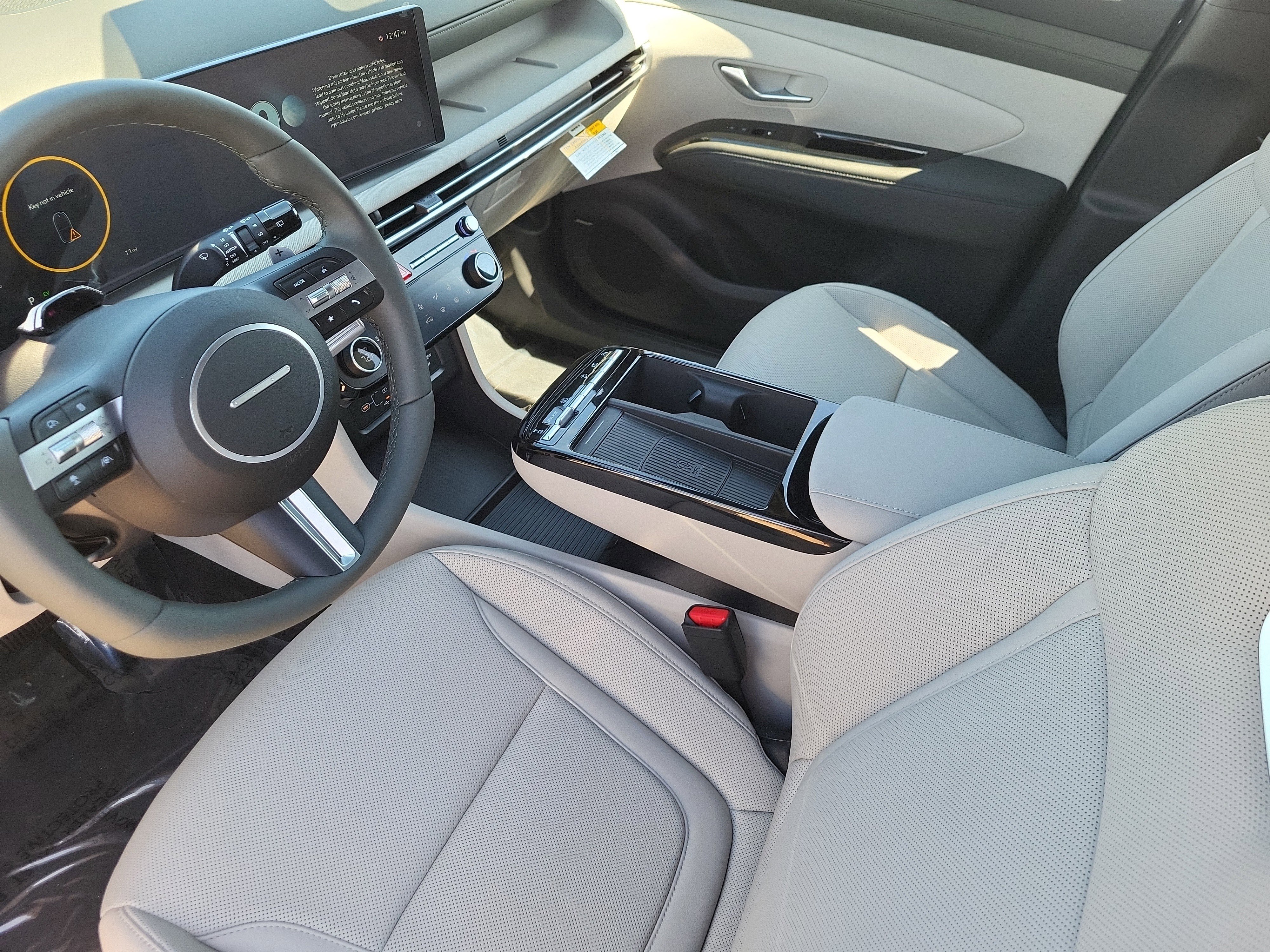 New 2025 Hyundai Tucson Limited w/ Tow & Go Package image 7