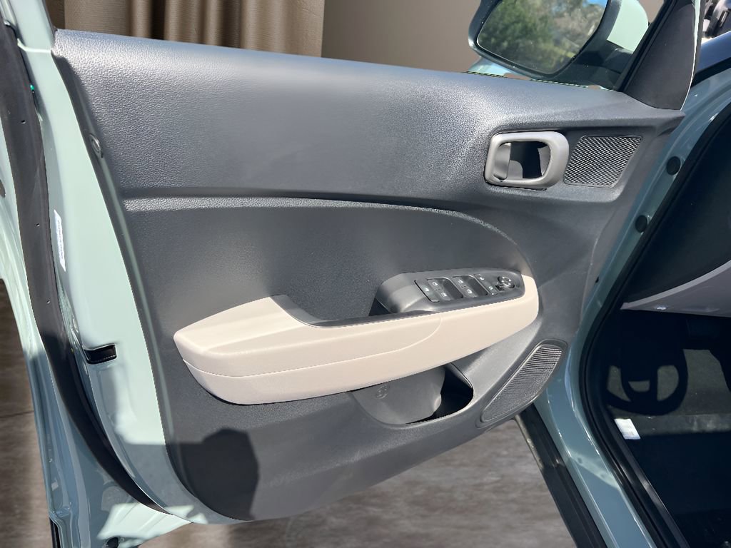 New 2026 Hyundai Venue SEL FWD image 16