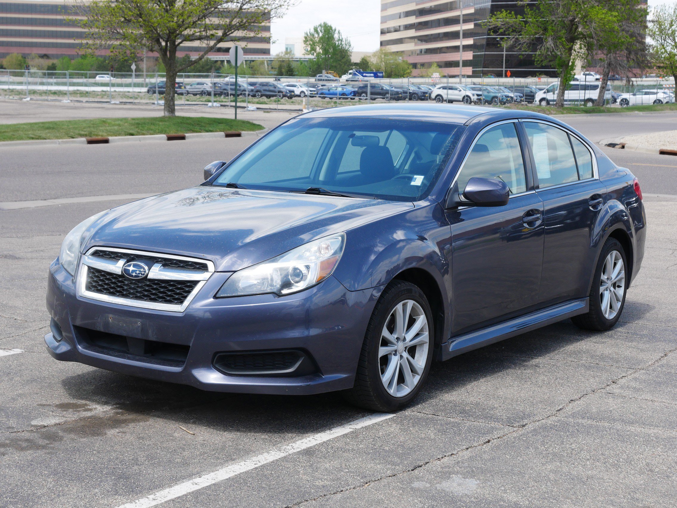 Used 2014 Subaru Legacy 2.5i Premium AWD/4WD image 2
