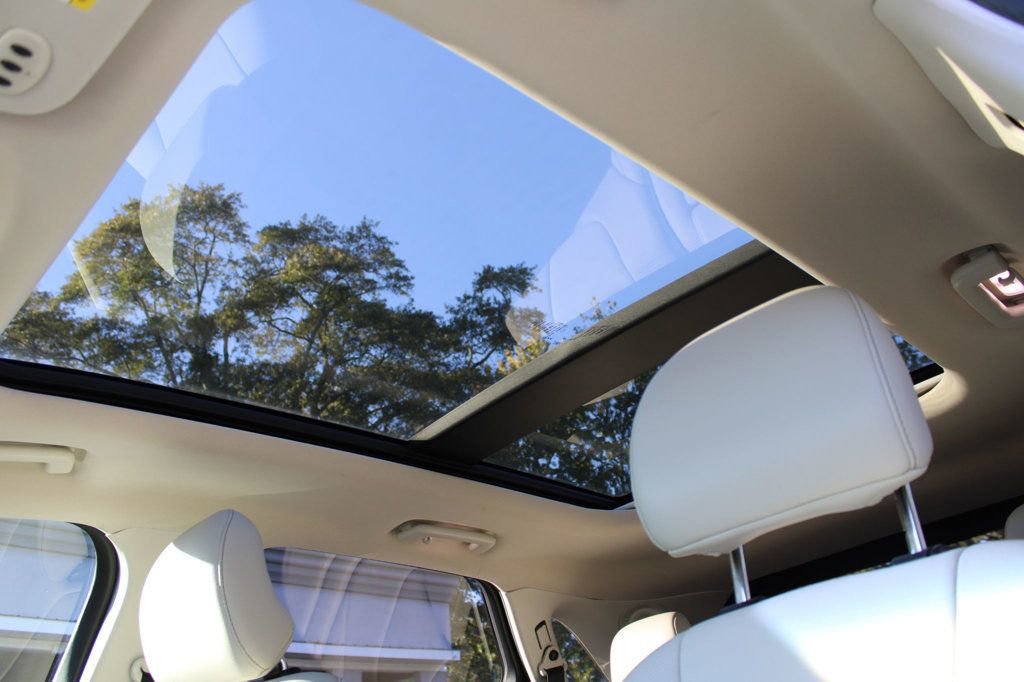 Used 2017 Ford Edge Titanium w/ Equipment Group 301A image 29