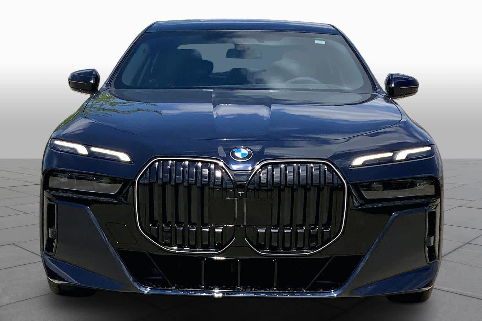 New 2026 BMW 760i xDrive AWD/4WD image 3