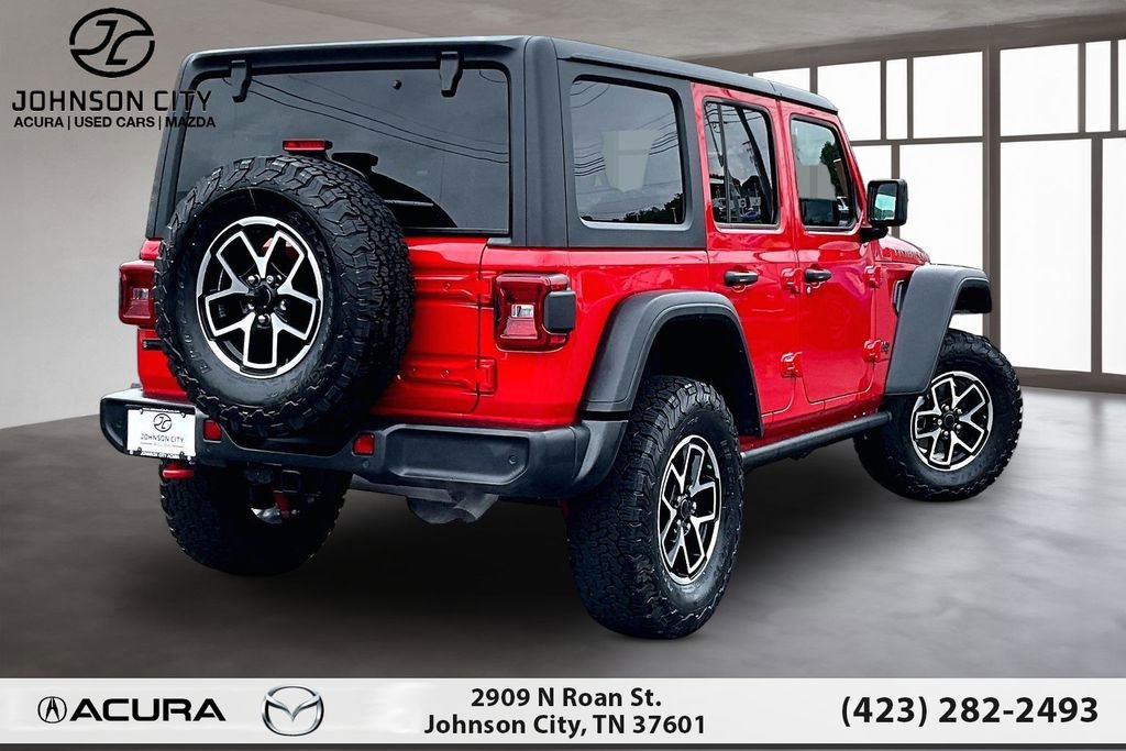 Used 2024 Jeep Wrangler Unlimited Rubicon w/ Technology Group AWD/4WD image 2