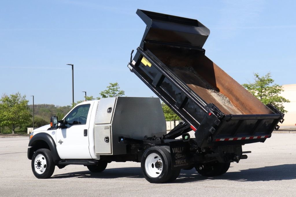 Used 2016 Ford F550 2WD Regular Cab Super Duty image 23