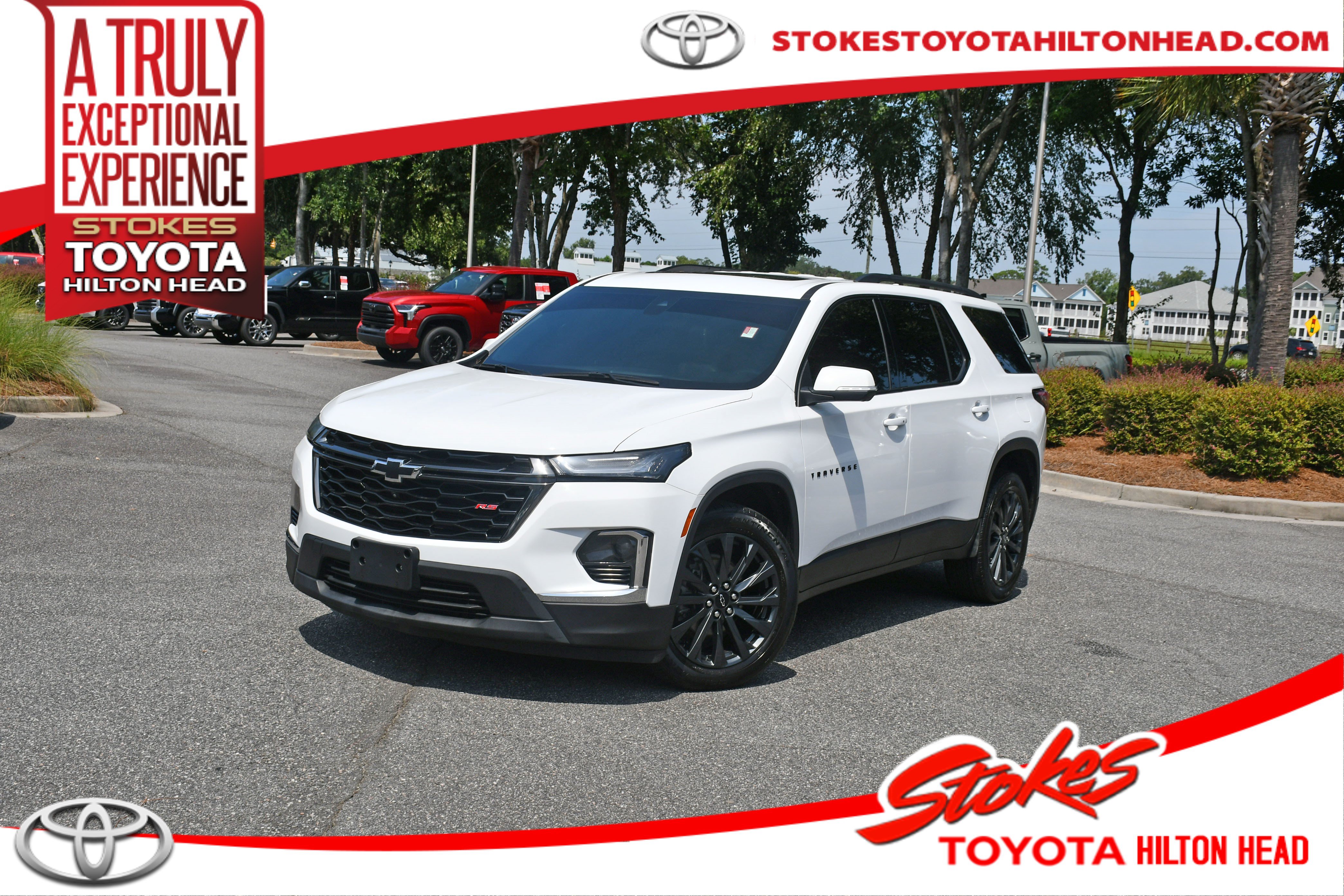 Used 2023 Chevrolet Traverse RS w/ LPO, Floor Liner Package AWD/4WD image 1