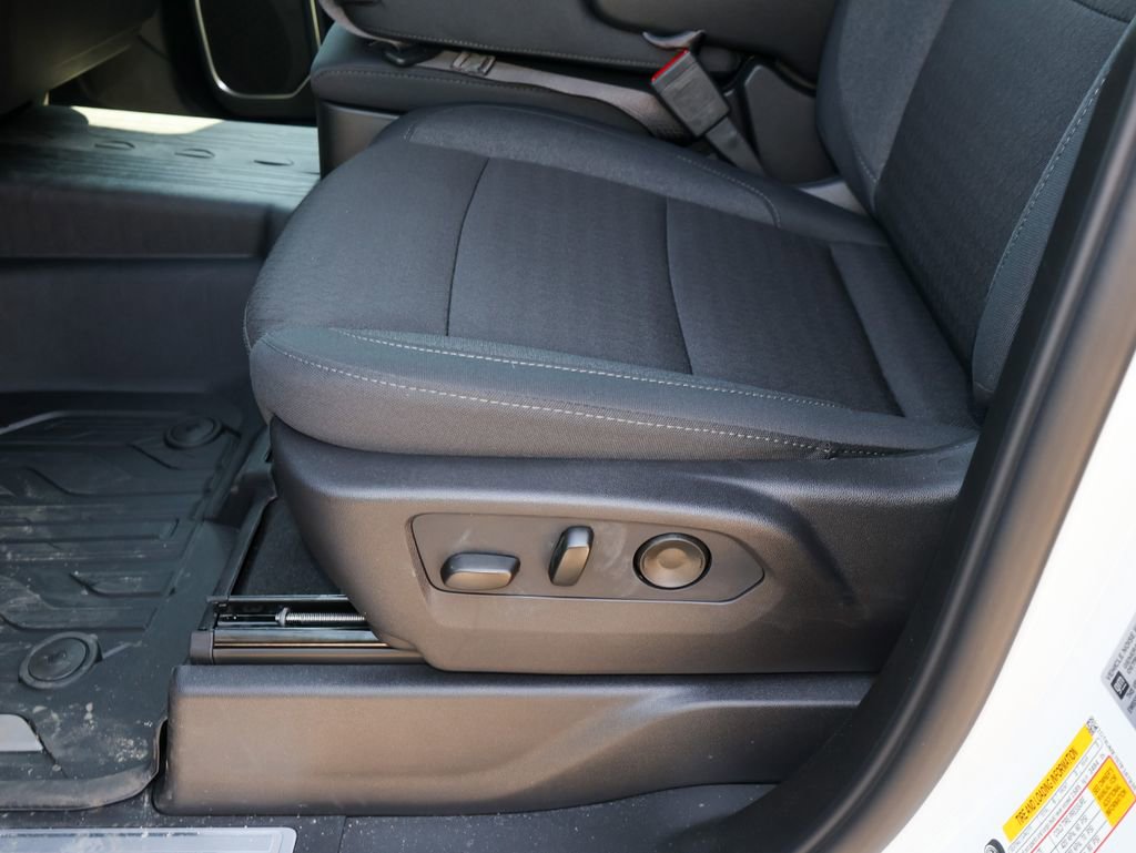 New 2026 GMC Sierra 2500 SLE w/ SLE Value Package; image 7