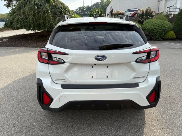 Used 2024 Subaru Crosstrek 2.0i Premium AWD/4WD image 4
