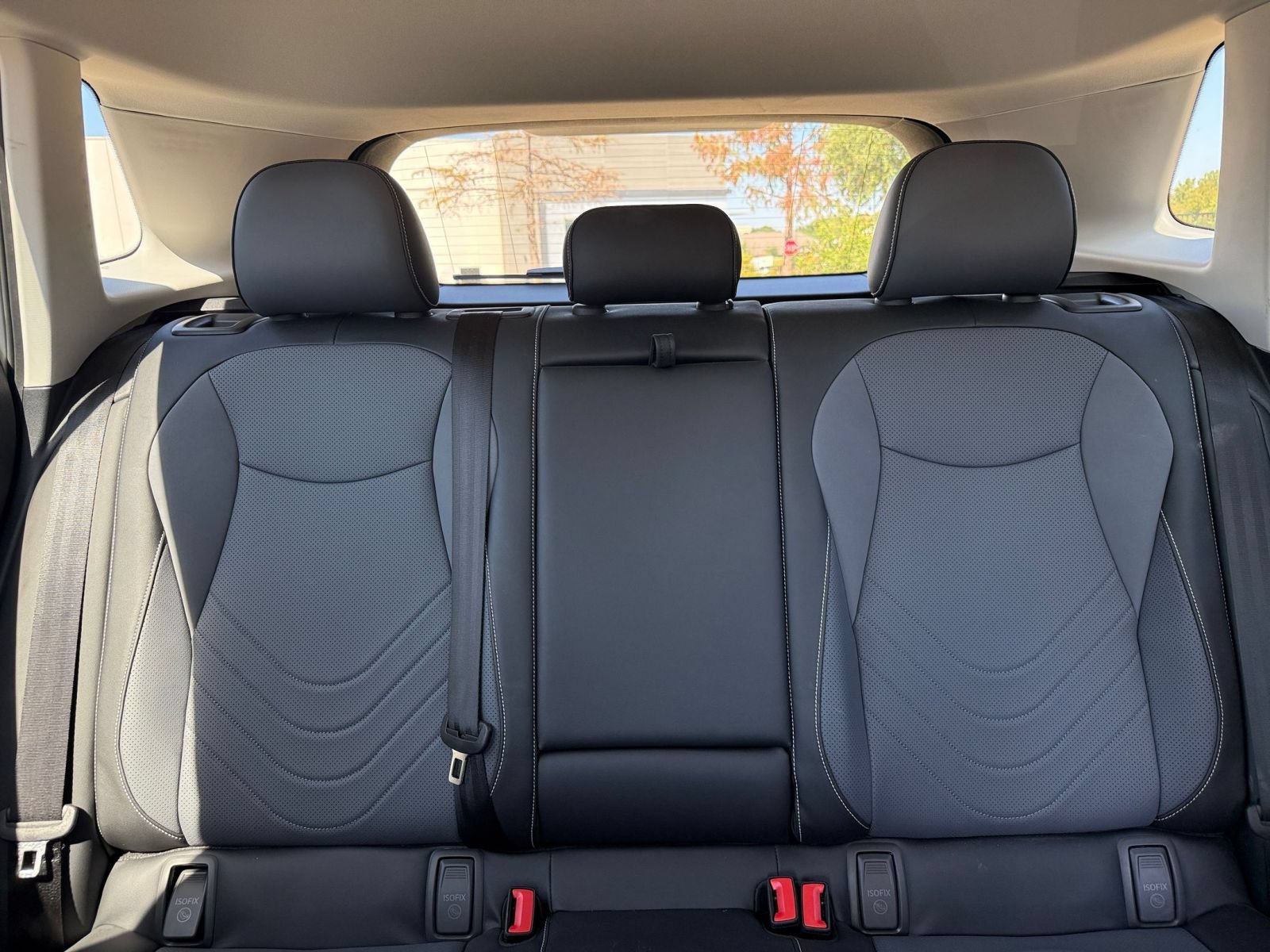 Used 2026 Volkswagen Tiguan SE FWD image 39