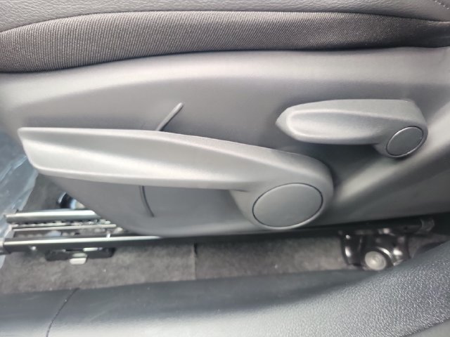 New 2026 Jeep Compass Latitude AWD/4WD image 13