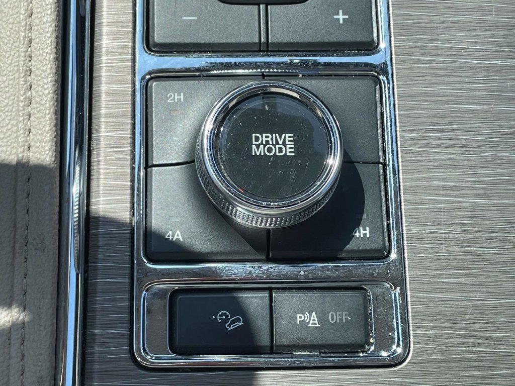 Used 2024 Ford Expedition Limited AWD/4WD image 44