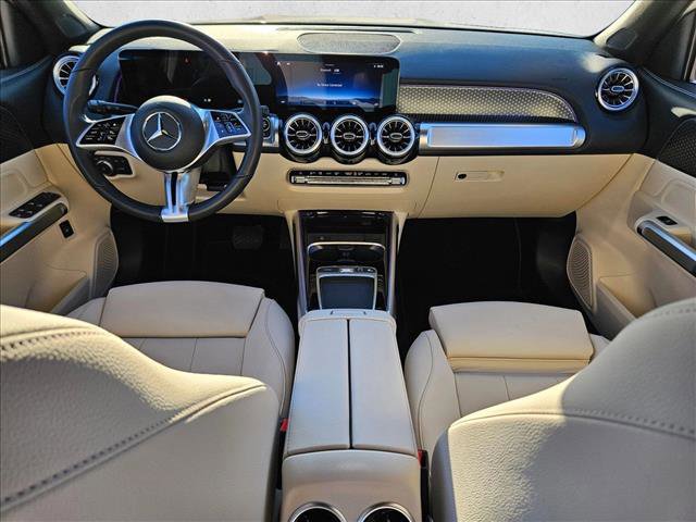 Used 2025 Mercedes-Benz GLB 250 image 15
