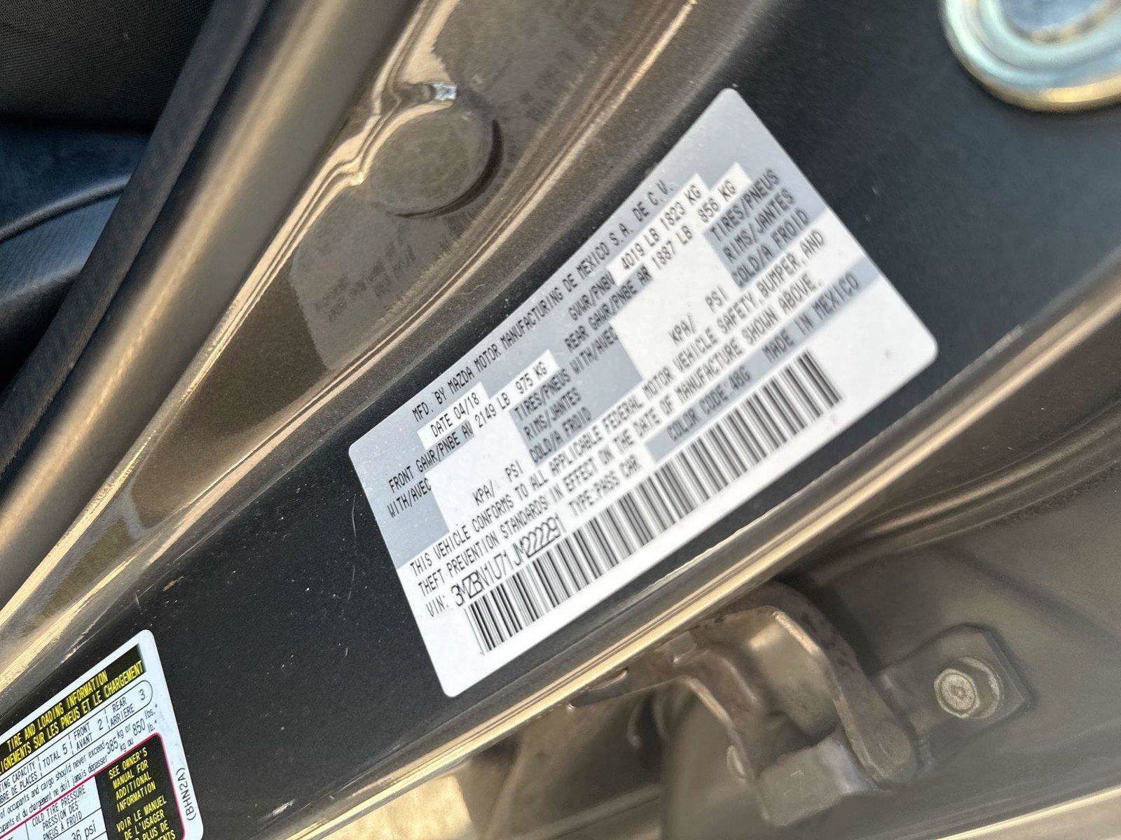 Used 2018 MAZDA MAZDA3 Sport w/ Preferred Equipment Package FWD image 26