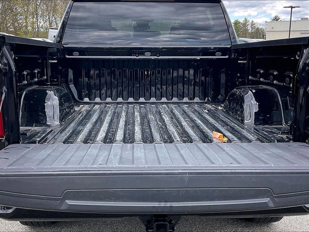 Used 2024 Chevrolet Silverado 1500 RST AWD/4WD image 35