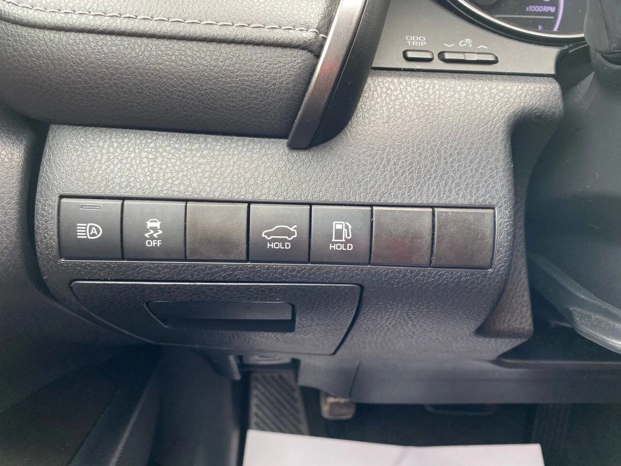 Used 2021 Toyota Camry SE image 17