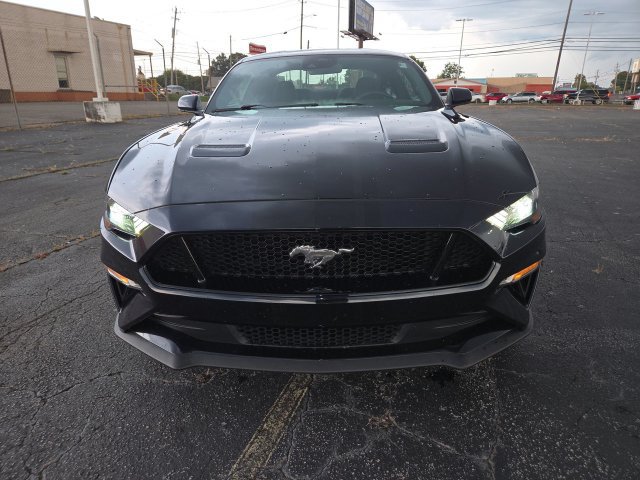 Used 2021 Ford Mustang GT RWD image 4