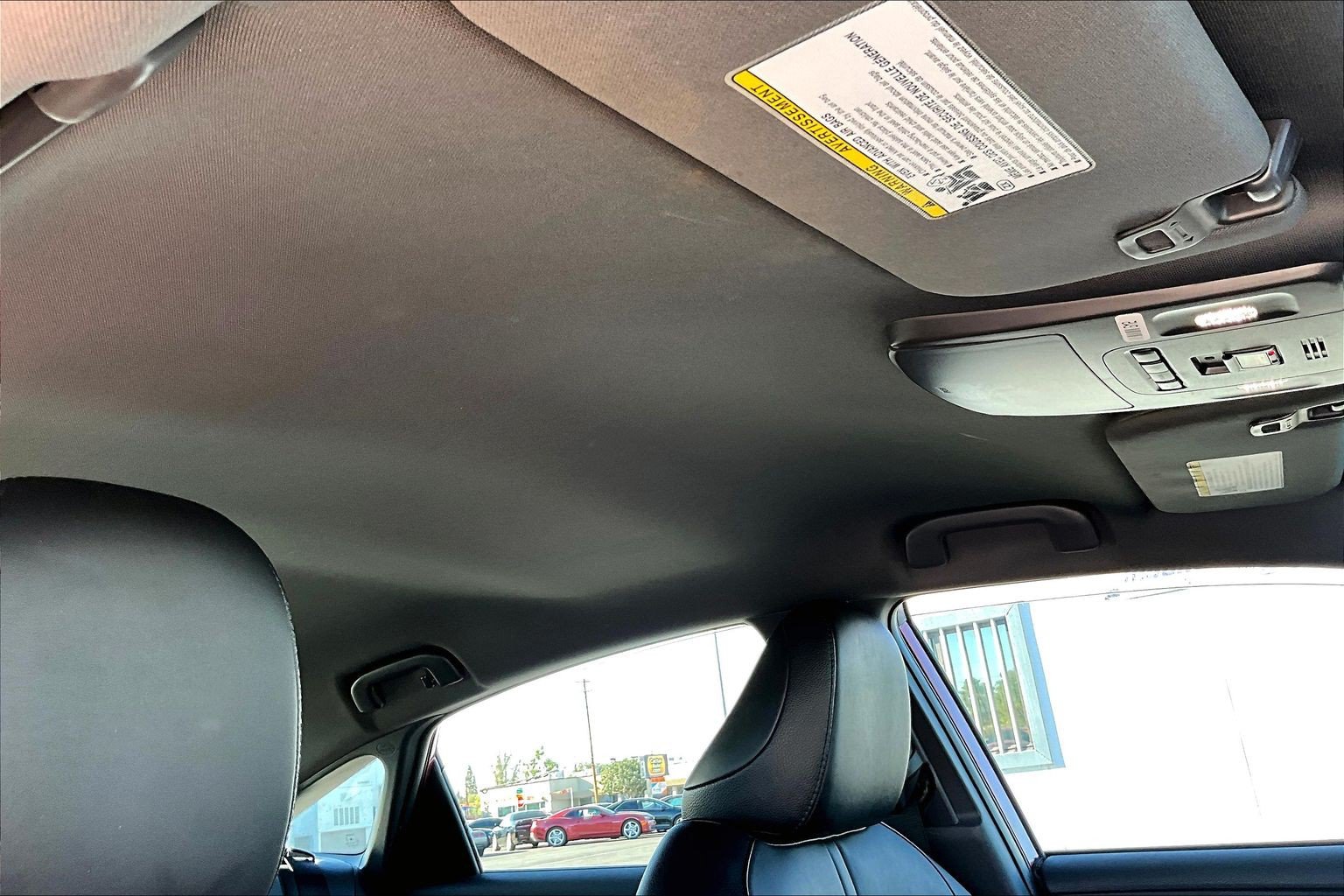 Used 2022 Toyota Avalon XLE FWD image 16