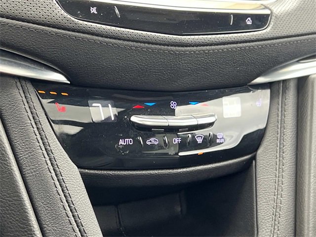 Certified 2022 Cadillac XT5 Premium Luxury image 22