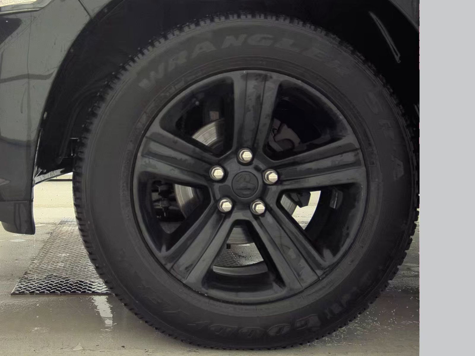 Used 2016 RAM 1500 Sport w/ Black Ram 1500 Sport Group image 13