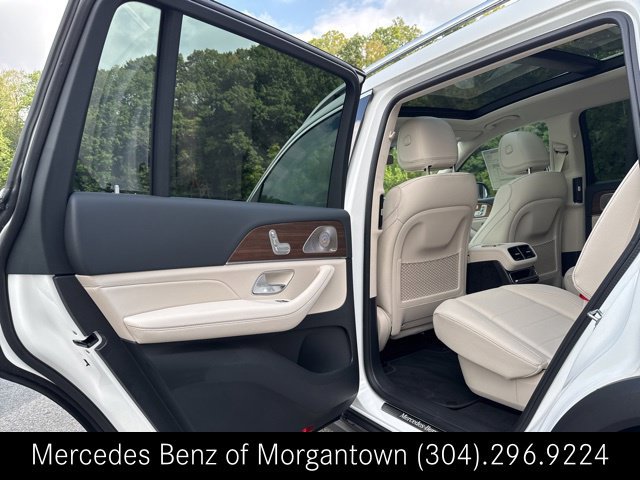 New 2025 Mercedes-Benz GLS 450 4MATIC image 23