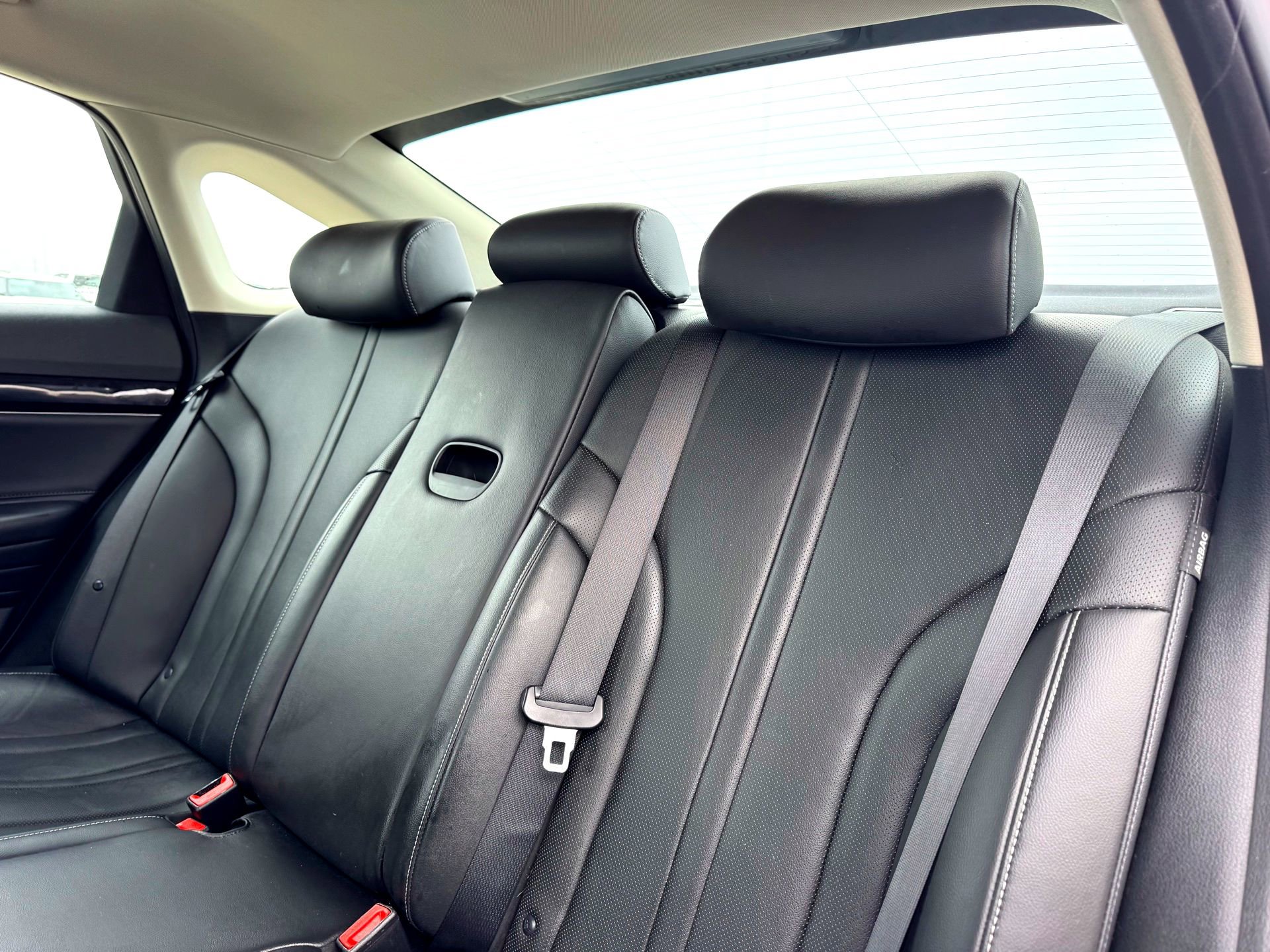 Used 2023 Genesis G80 2.5T image 16