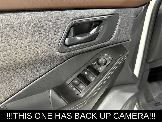 Used 2021 Nissan Rogue S AWD/4WD image 22