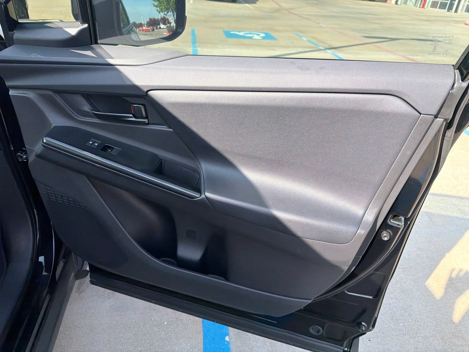 Used 2026 Toyota bZ FWD image 18