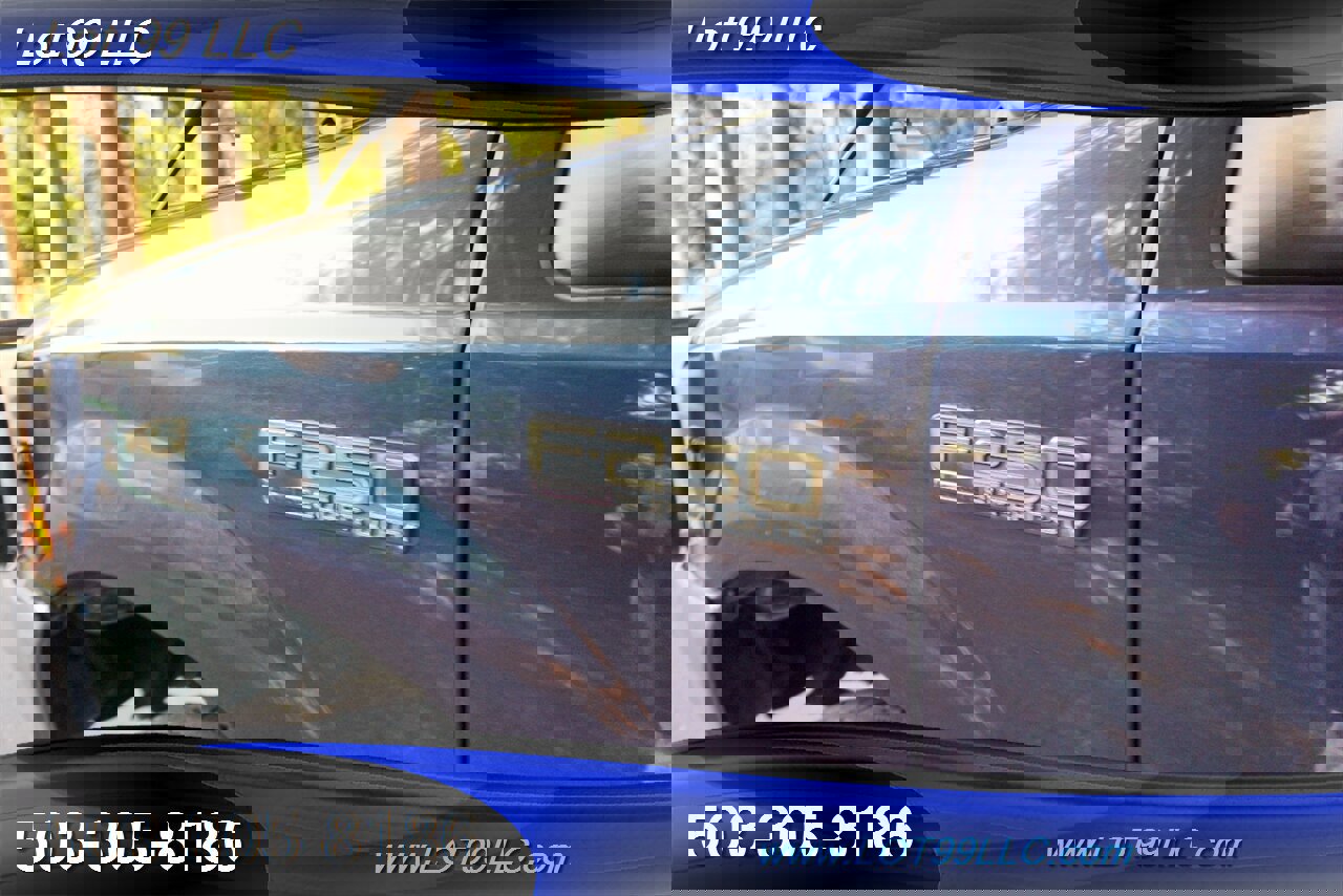 Used 2000 Ford F250 Lariat image 29