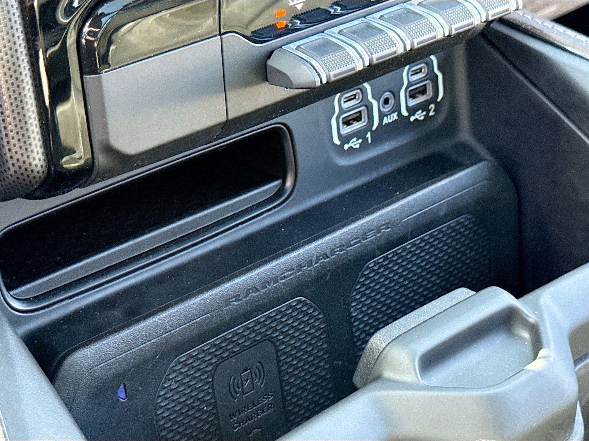 Used 2023 RAM 1500 Limited AWD/4WD image 11