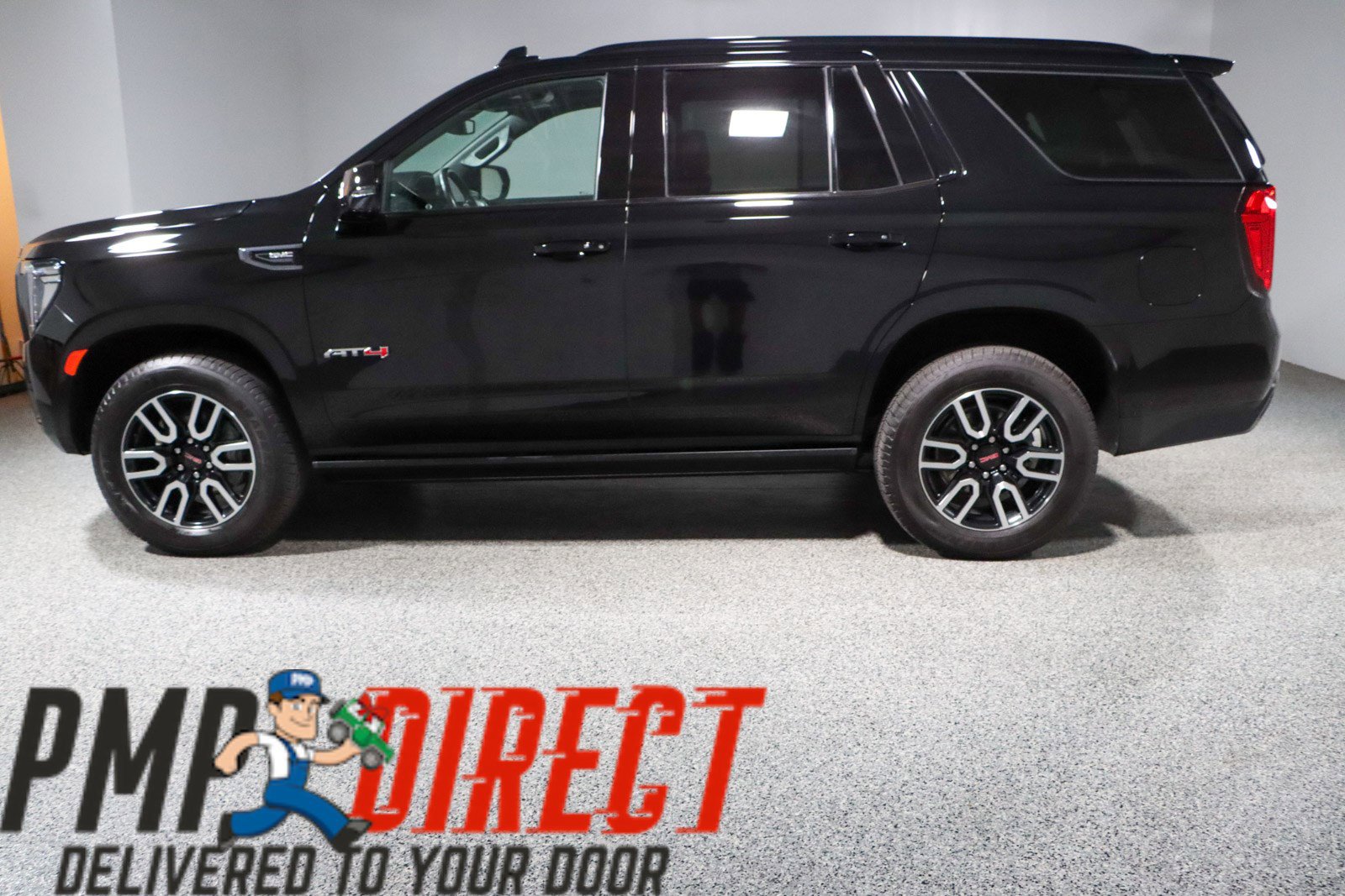 Used 2023 GMC Yukon AT4 w/ AT4 Premium Package AWD/4WD image 10