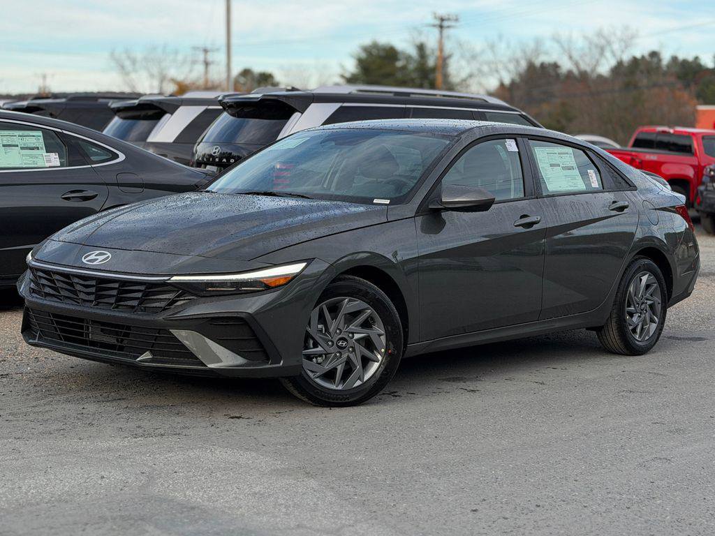 New 2026 Hyundai Elantra Blue