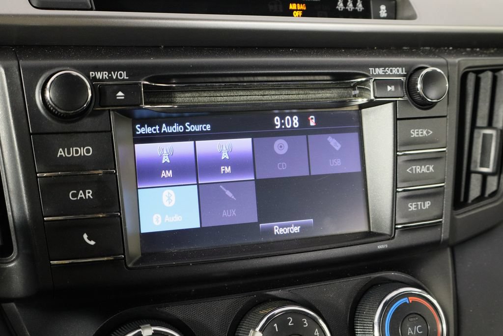 Used 2017 Toyota RAV4 LE FWD image 28