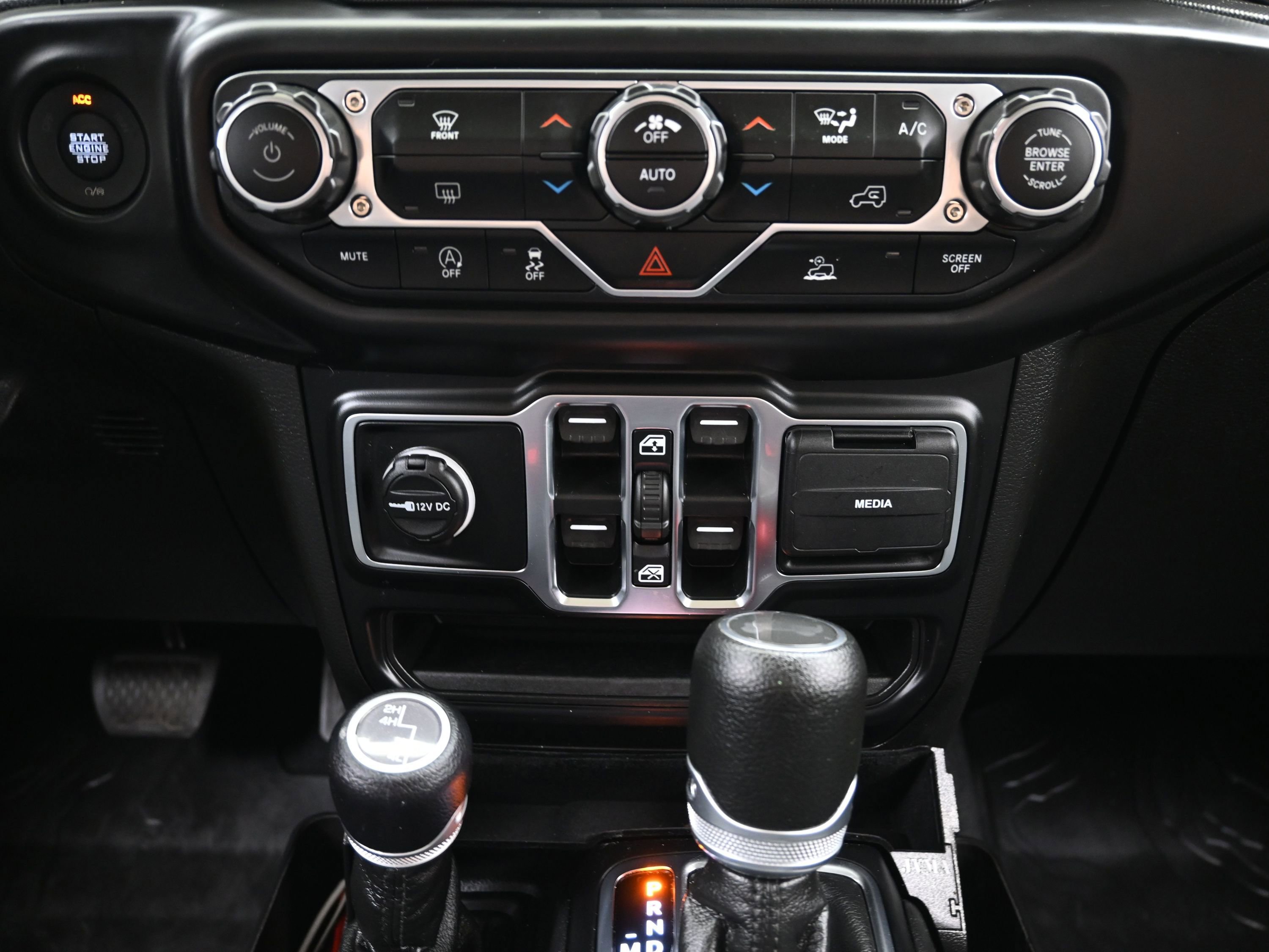 Used 2022 Jeep Wrangler Unlimited Sport AWD/4WD image 37