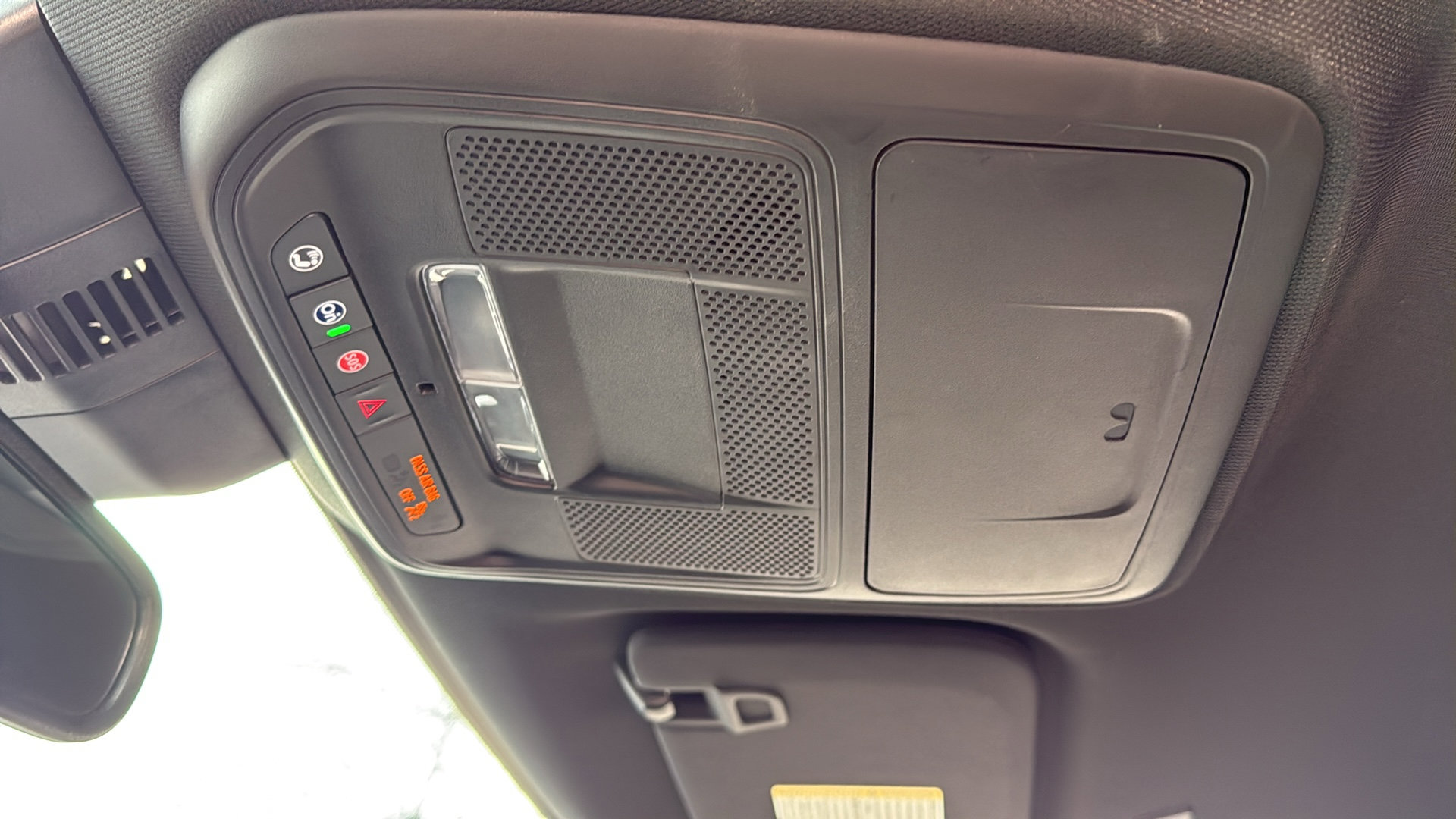 Used 2025 Buick Enclave Preferred image 27