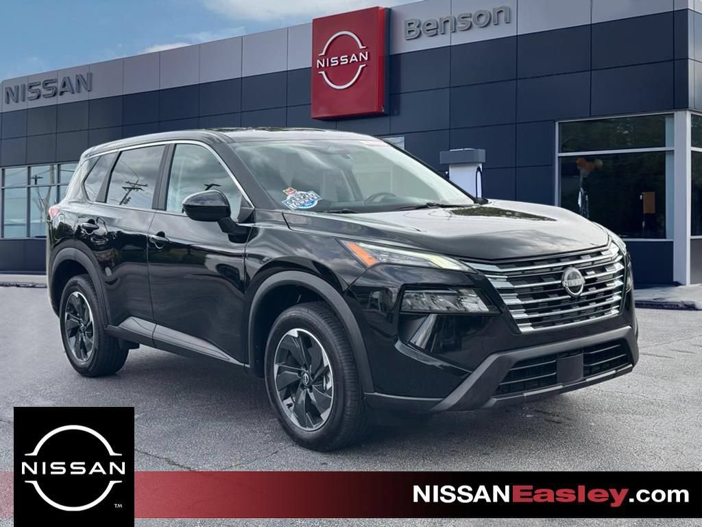 Certified 2025 Nissan Rogue SV FWD image 1