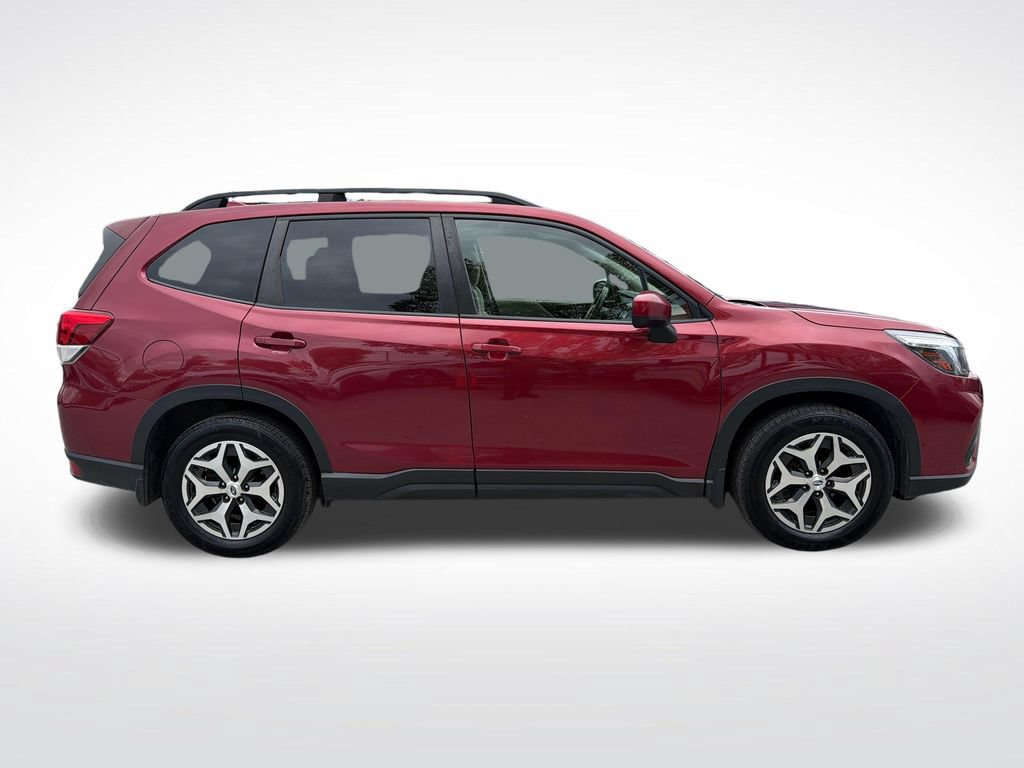 Used 2020 Subaru Forester Premium AWD/4WD image 18