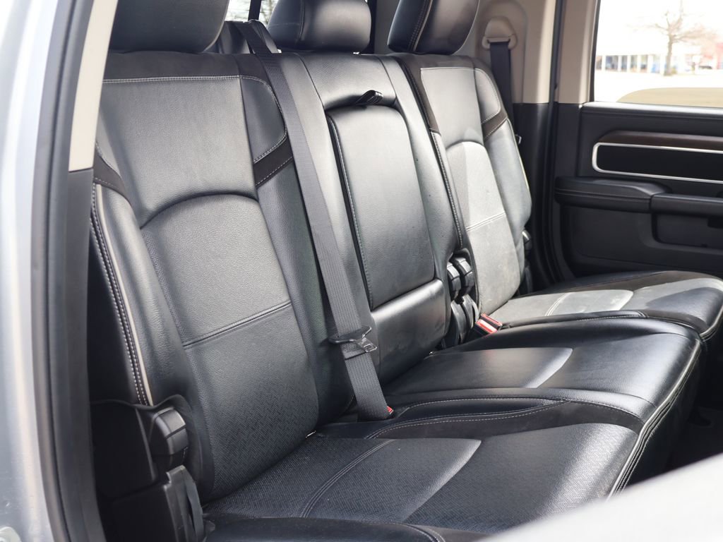 Used 2024 RAM 3500 Laramie image 31