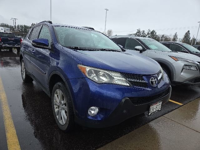 Used 2015 Toyota RAV4 Limited AWD/4WD image 2