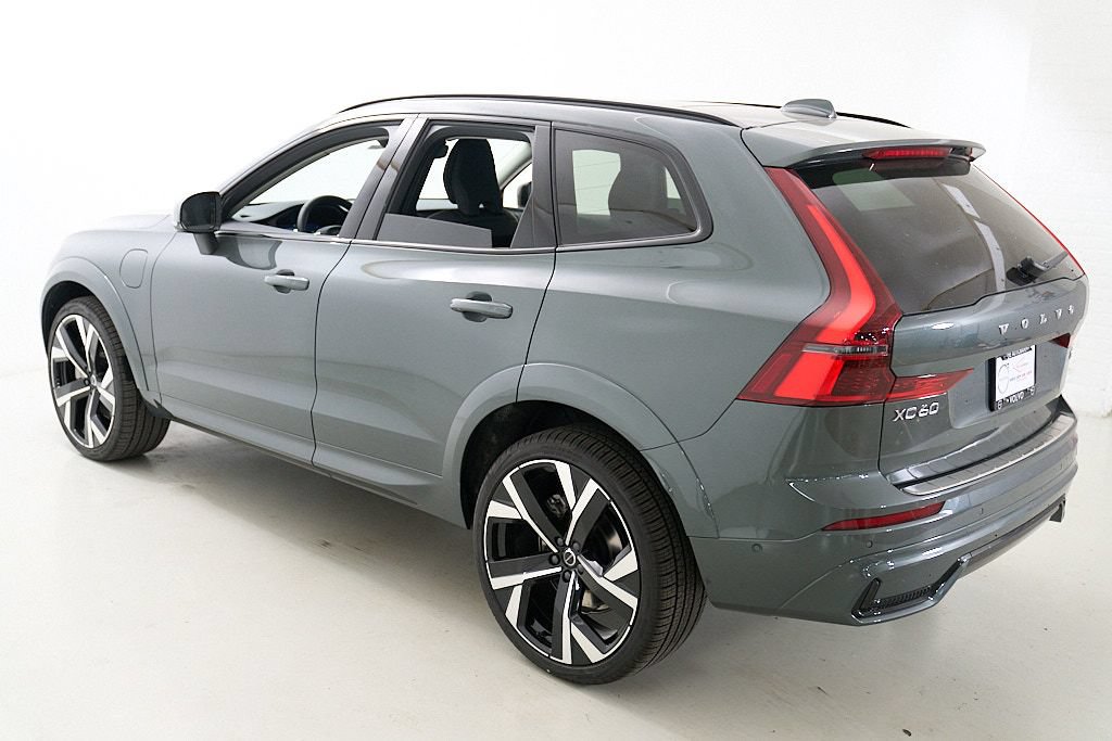 New 2026 Volvo XC60 T8 Ultra w/ Climate Package AWD/4WD image 7