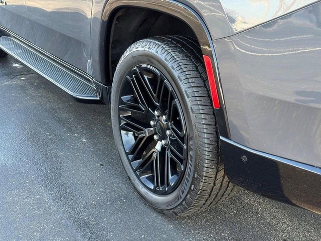 Used 2024 Jeep Wagoneer L Series II w/ Convenience Group I image 6