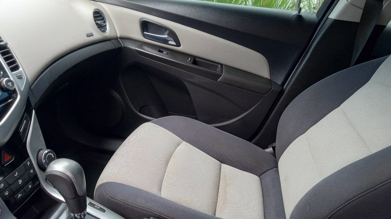Used 2016 Chevrolet Cruze LS image 18