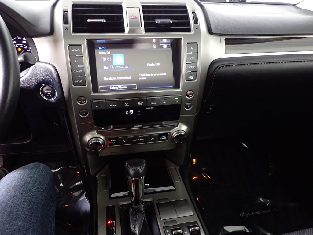 Used 2018 Lexus GX 460 w/ Preferred Accessory Package AWD/4WD image 32