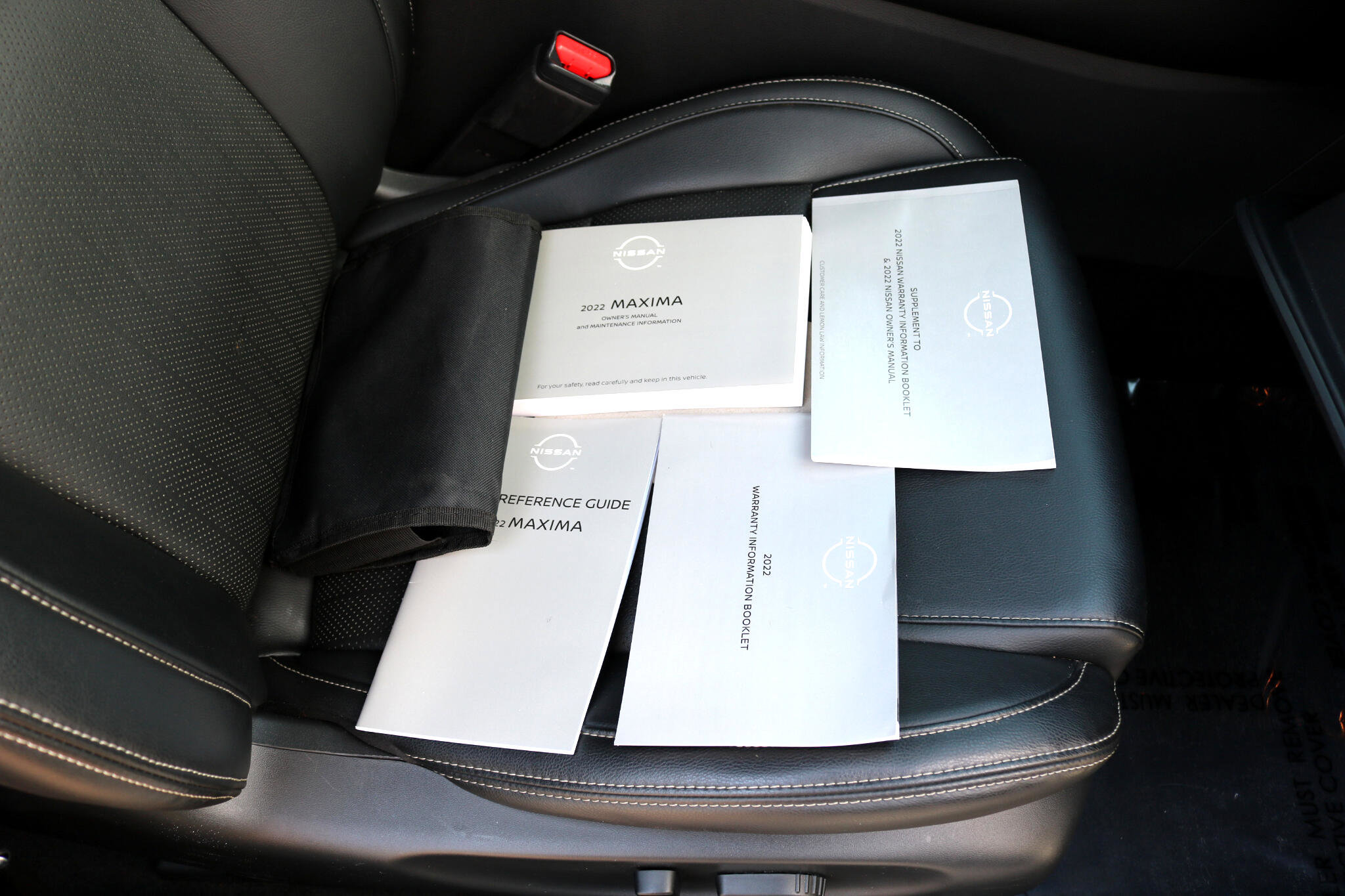 Used 2022 Nissan Maxima SV w/ Floor Mat Group image 37