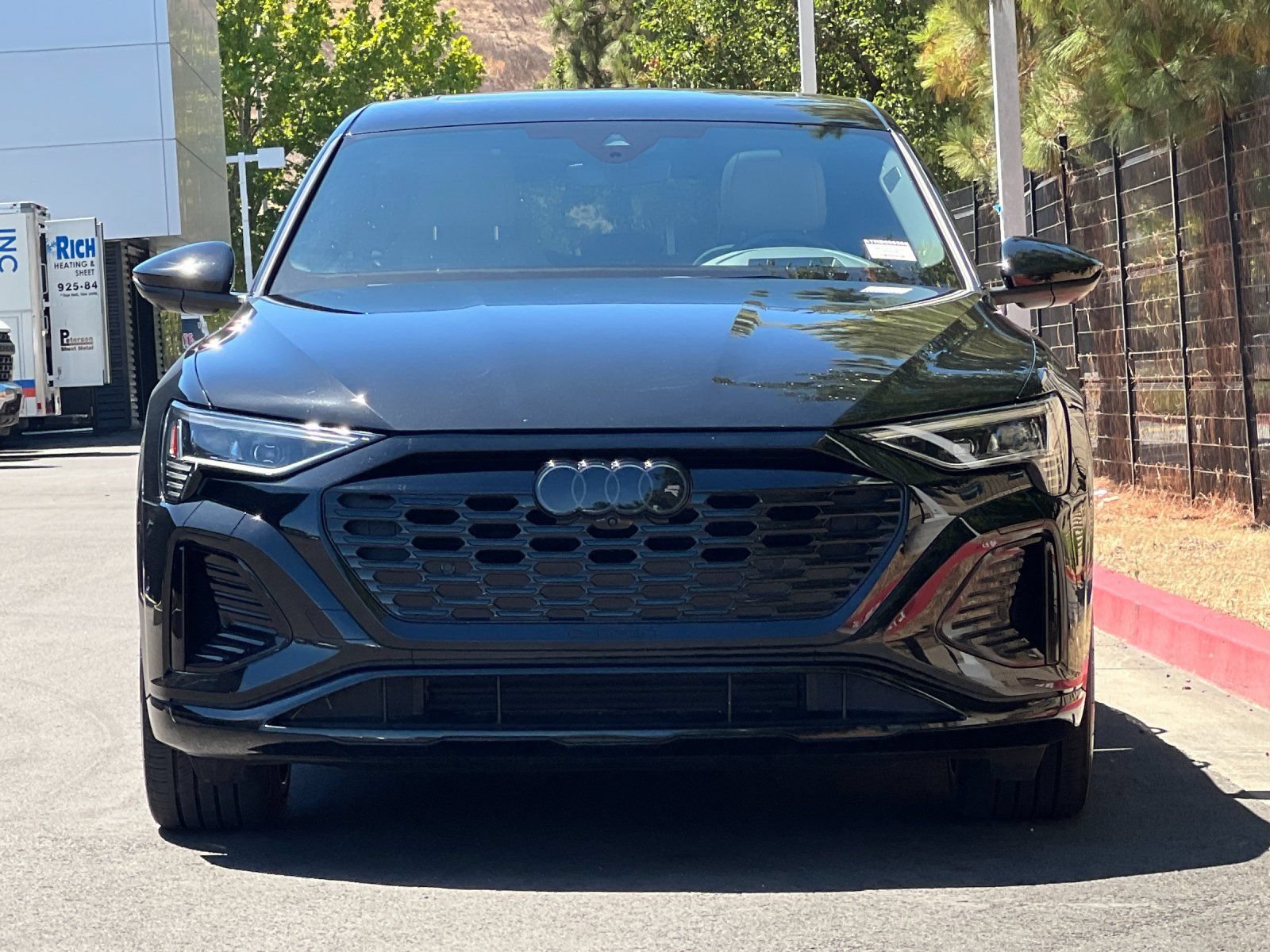 Used 2024 Audi Q8 e-tron Prestige w/ Prestige Package AWD/4WD image 9