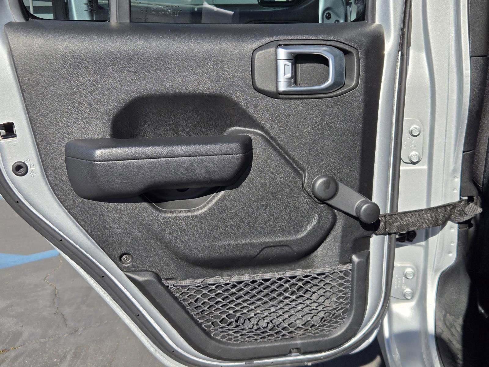 Certified 2023 Jeep Gladiator Sport image 25