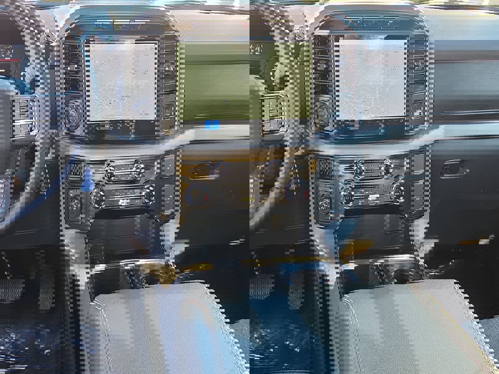 Used 2024 Ford F150 XLT w/ Mobile Office Package image 29