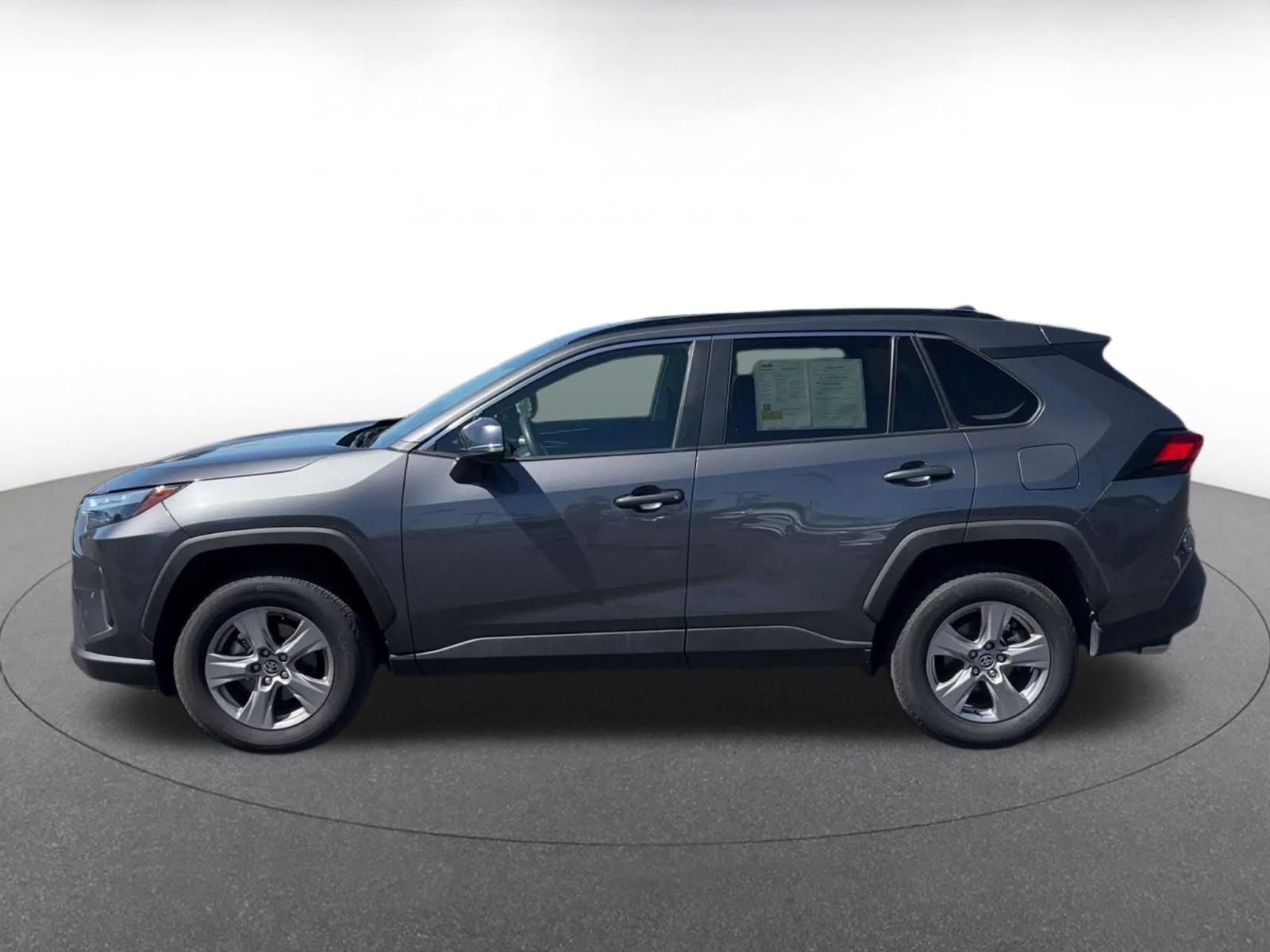 Used 2025 Toyota RAV4 XLE w/ Convenience Package AWD/4WD image 8