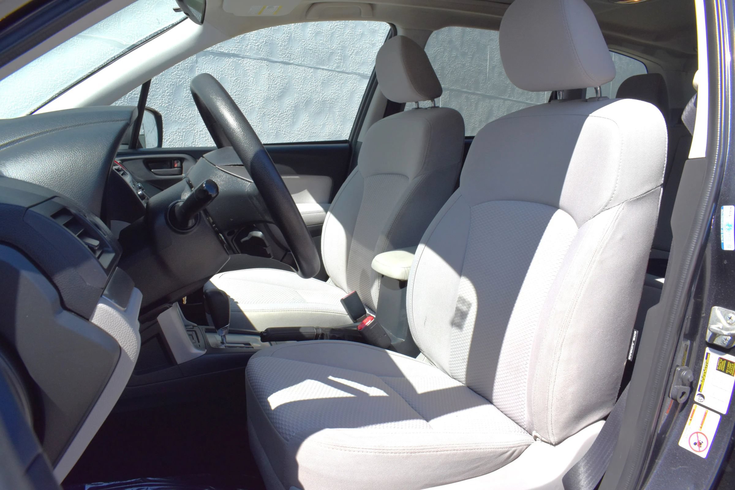 Used 2015 Subaru Forester 2.5i Premium w/ All-Weather Package AWD/4WD image 11
