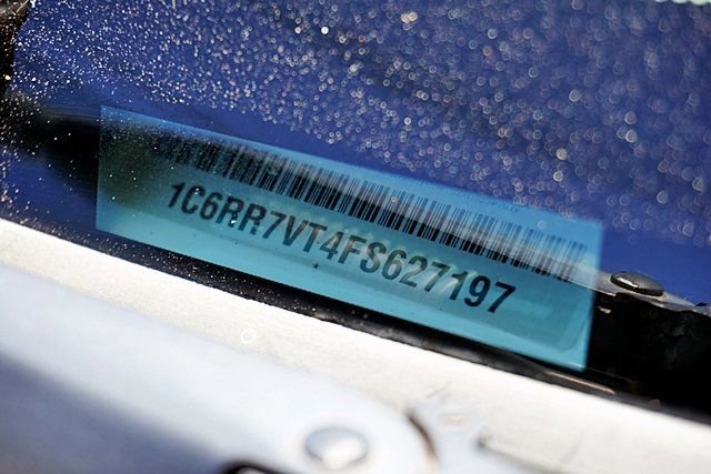 Used 2015 RAM 1500 Laramie w/ Convenience Group image 37